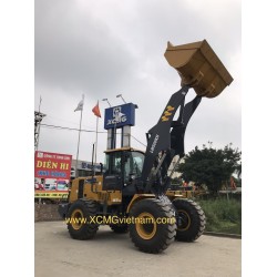 Máy xúc lật XCMG LW500KN đổ cao 4.5m